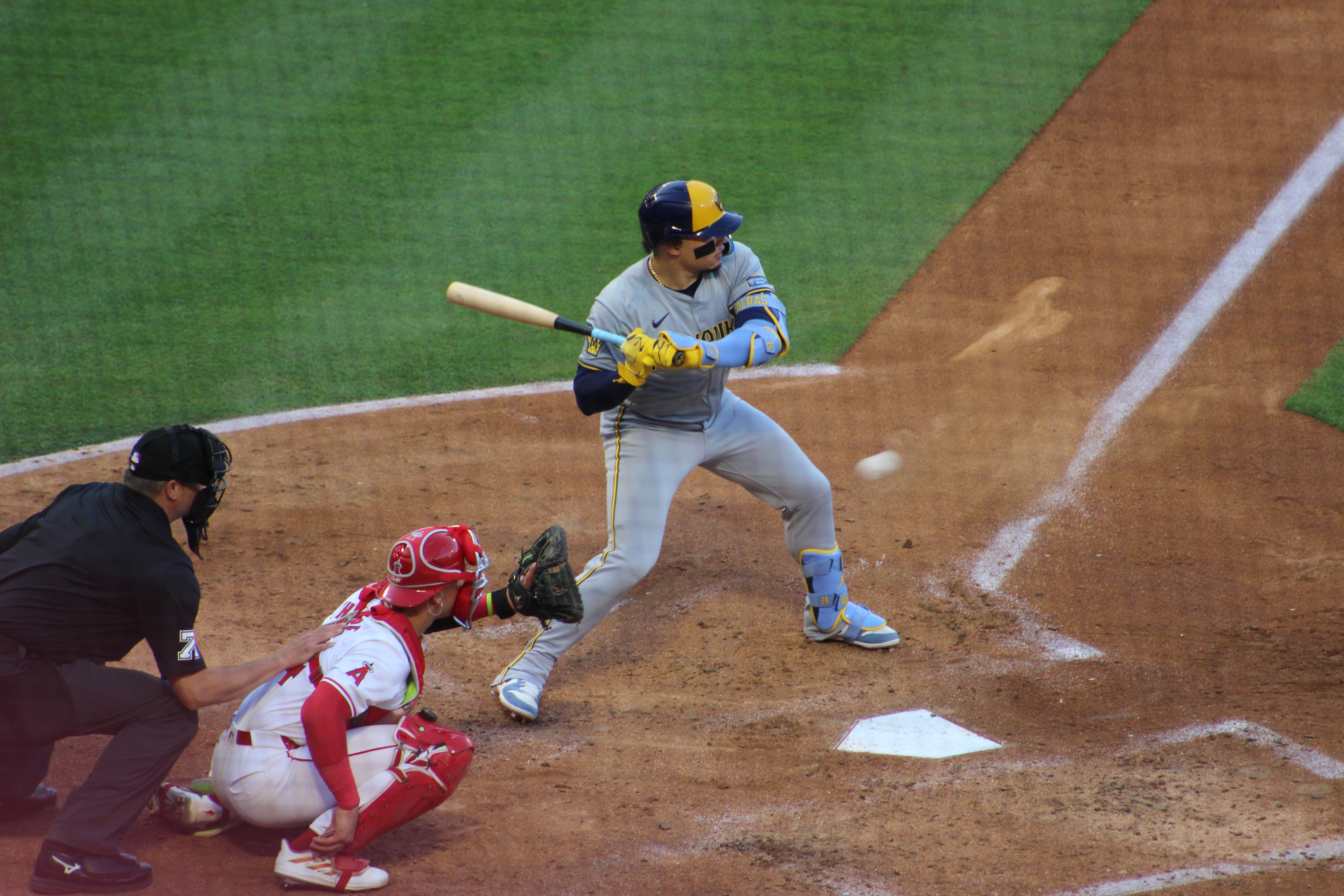 William Contreras batting in a Milwaukee Brewers uniform — Brewers Dodgers score file photo