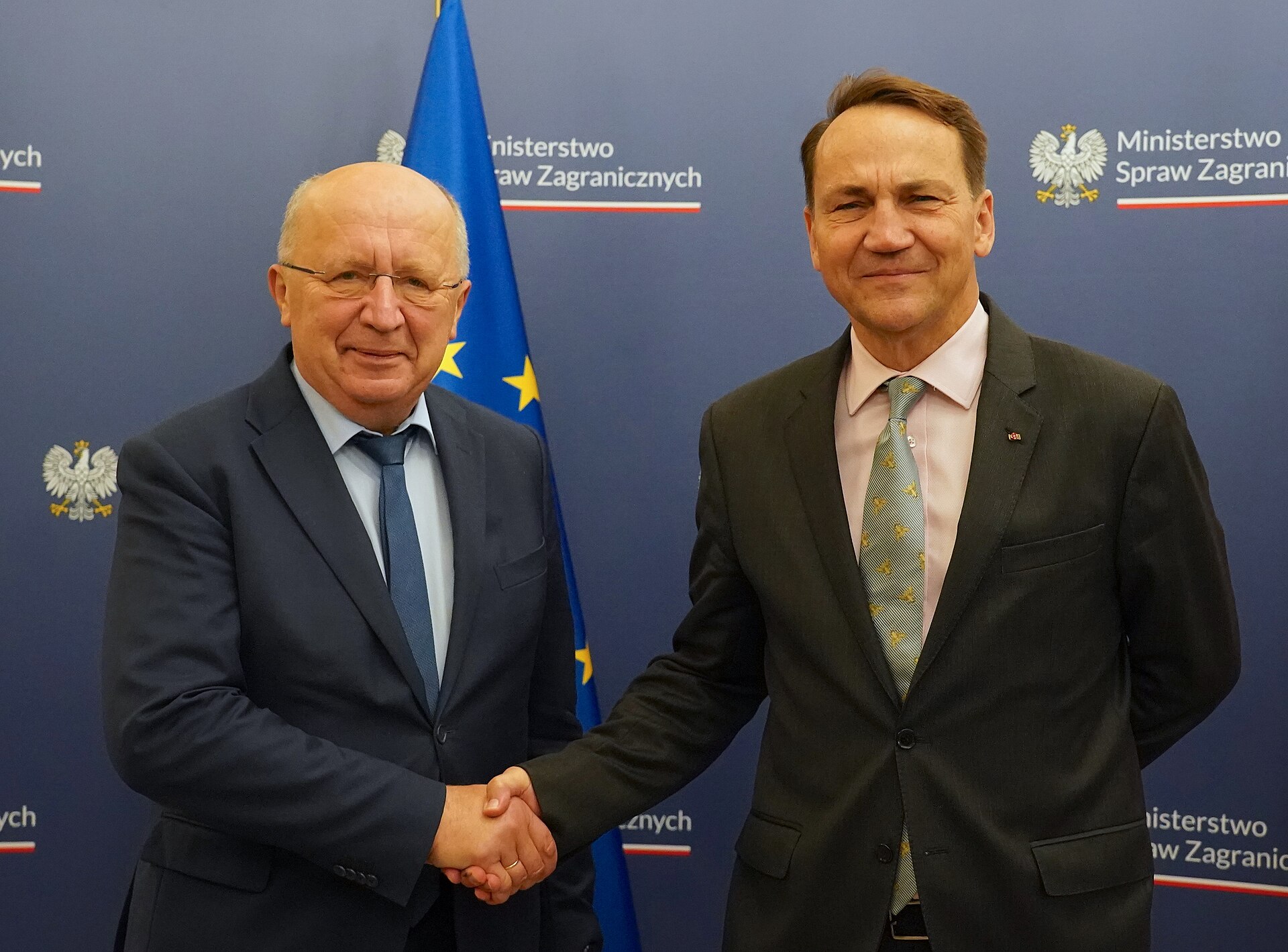 Officials meet at the Warsaw Security Forum