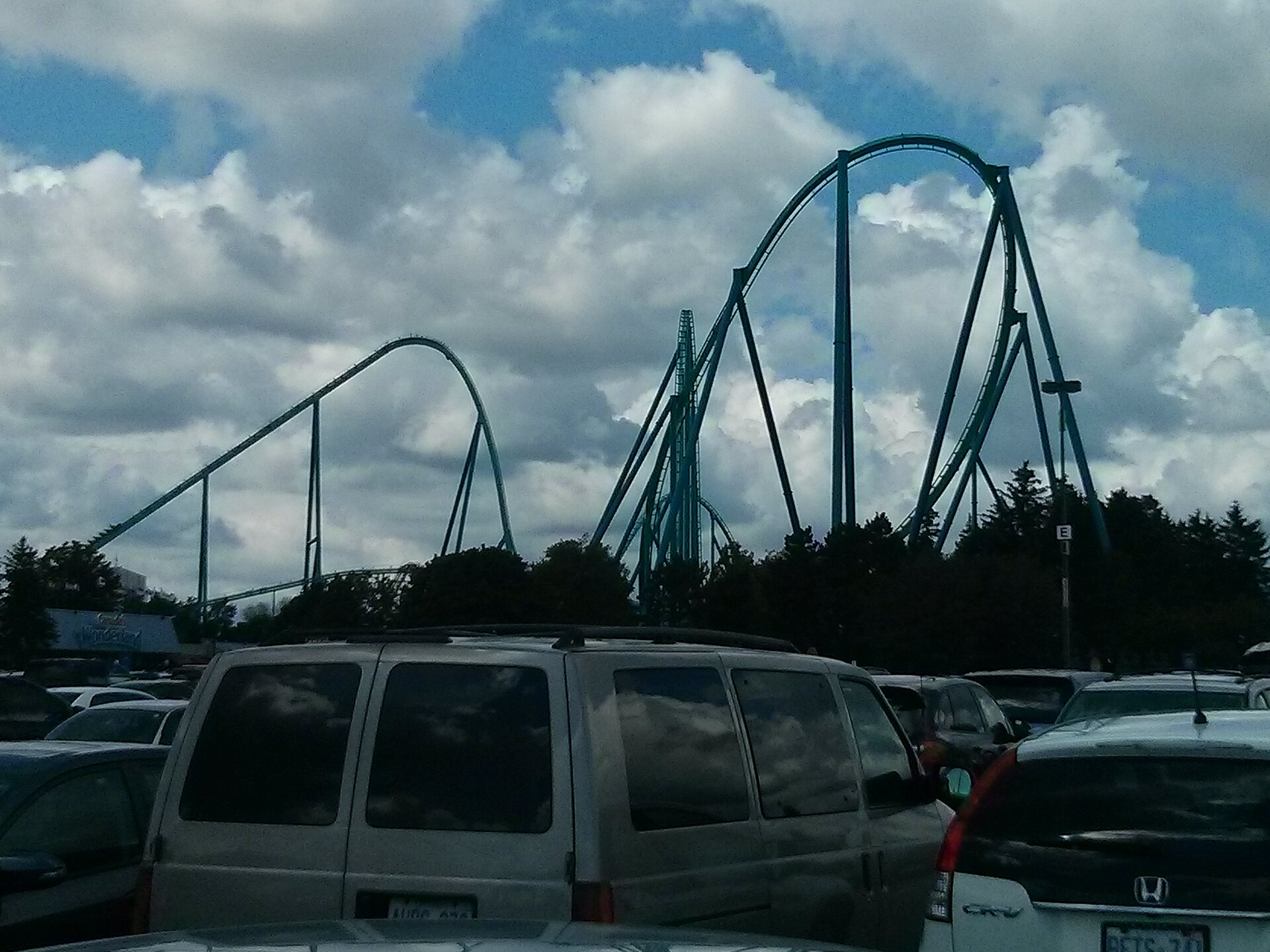 Leviathan roller coaster at Canada's Wonderland — Six Flags closes nine rides file photo