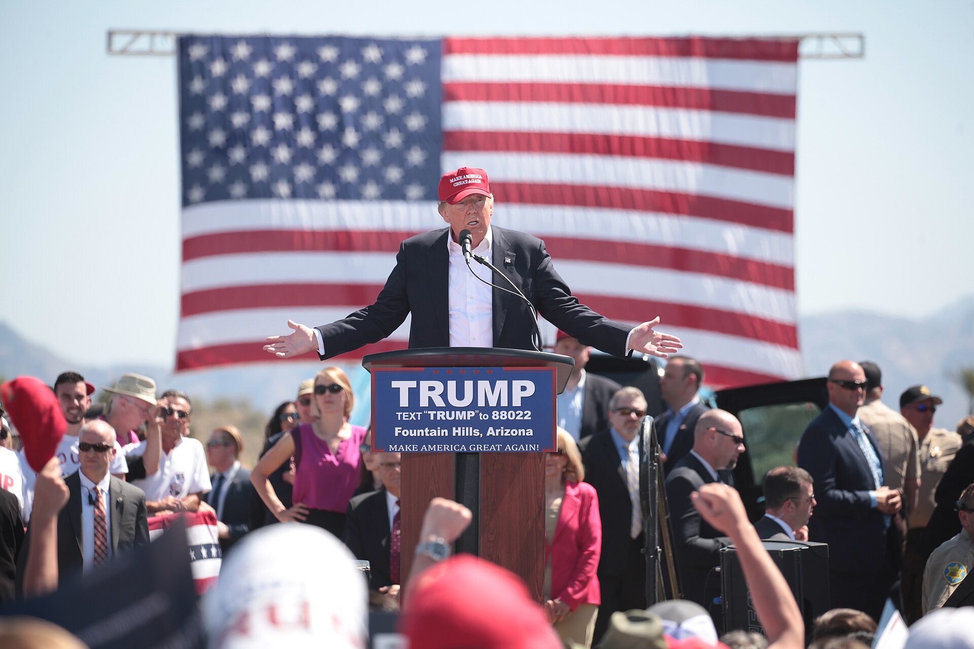 Donald Trump speaking at a campaign rally in Fountain Hills Arizona in 2016, Trump pardons Alaska mechanics Wasilla rally