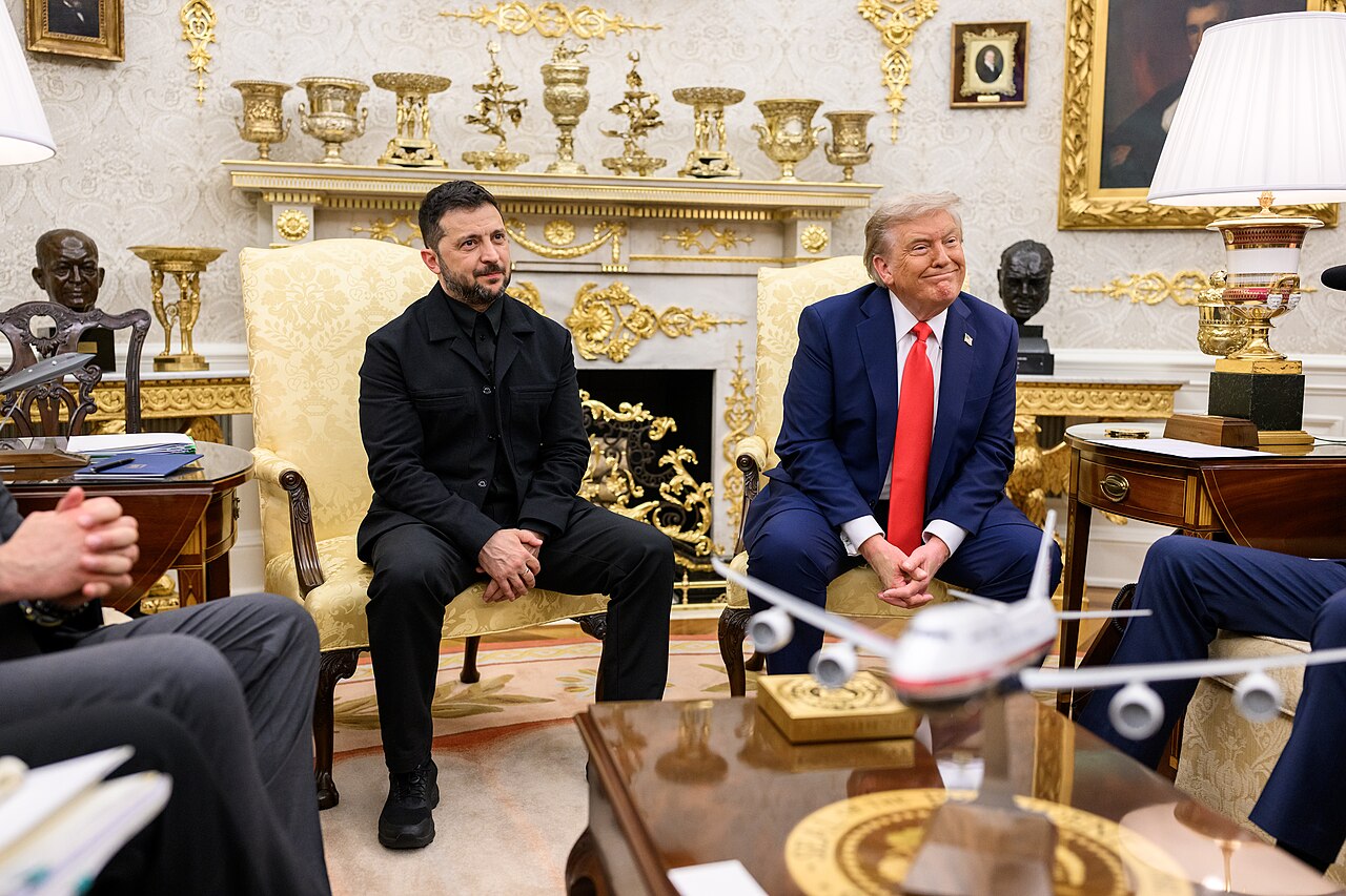 Donald Trump and Volodymyr Zelenskyy at a bilateral meeting at the White House