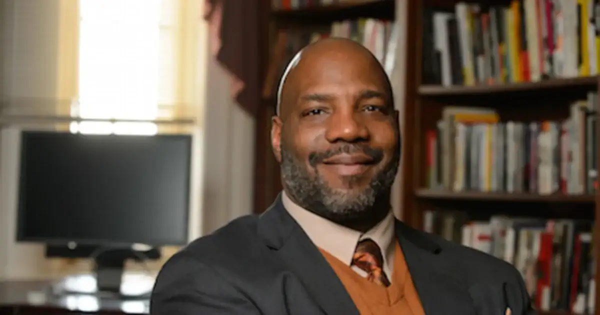 Jelani Cobb dean of Columbia Journalism School discussing the one-year admissions pause