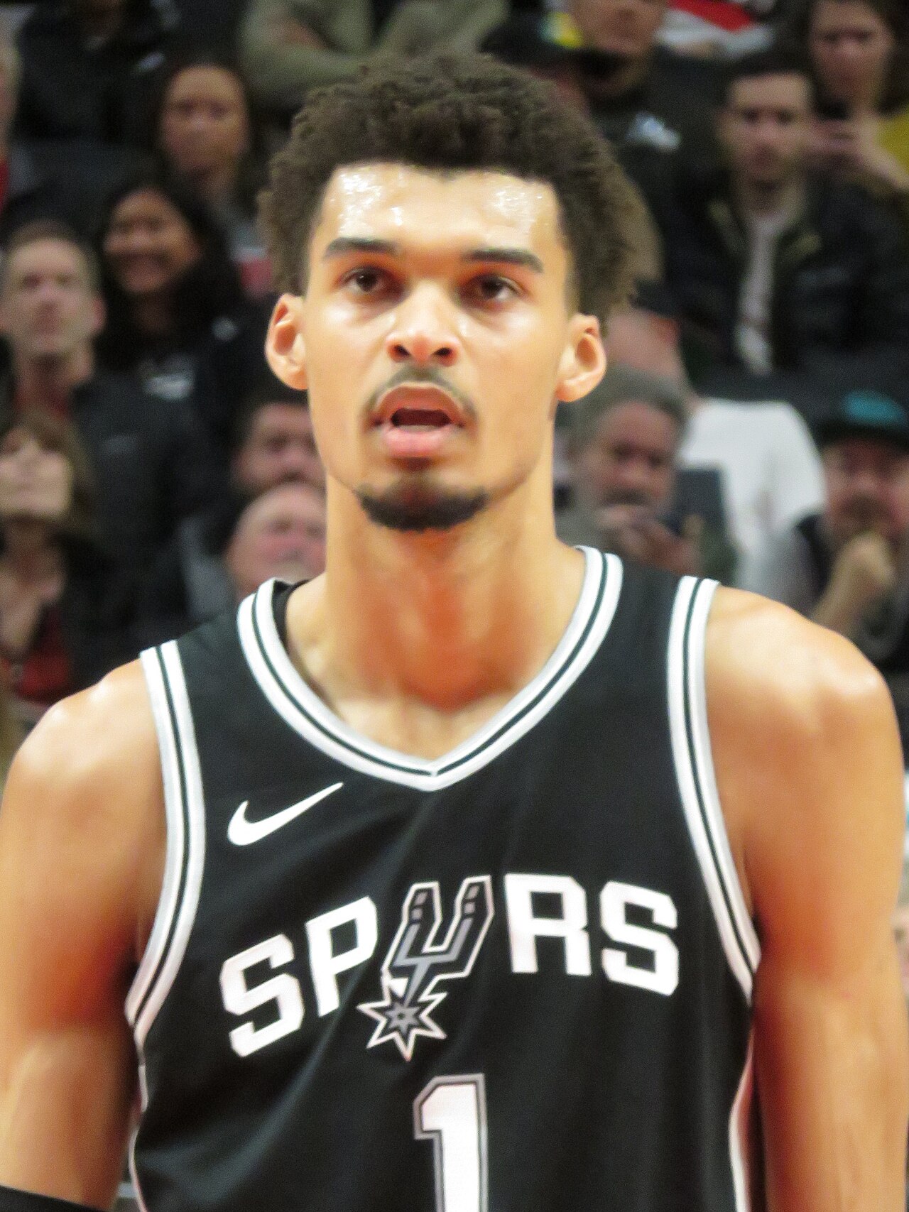 Victor Wembanyama of the San Antonio Spurs, who scored 23 points in the Spurs vs Mavericks final score of 122-106