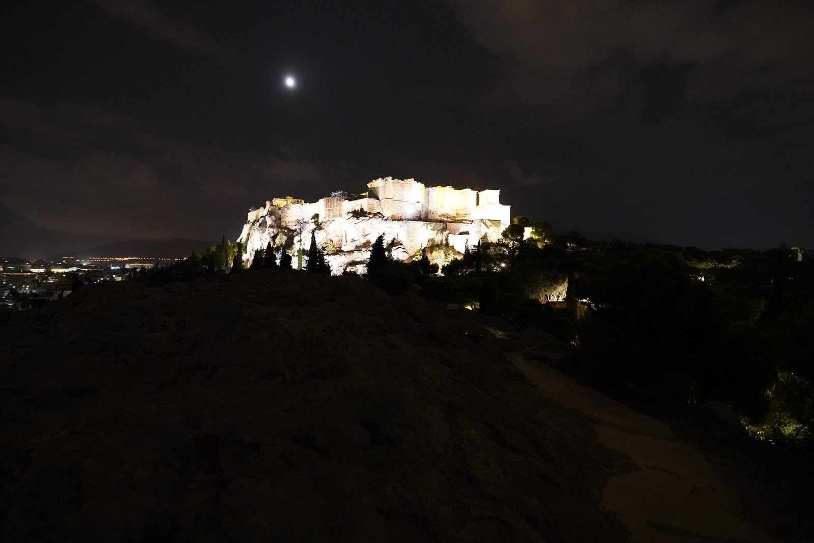 The Acropolis of Athens, in whose shadow the deadly Plaka blast occurred