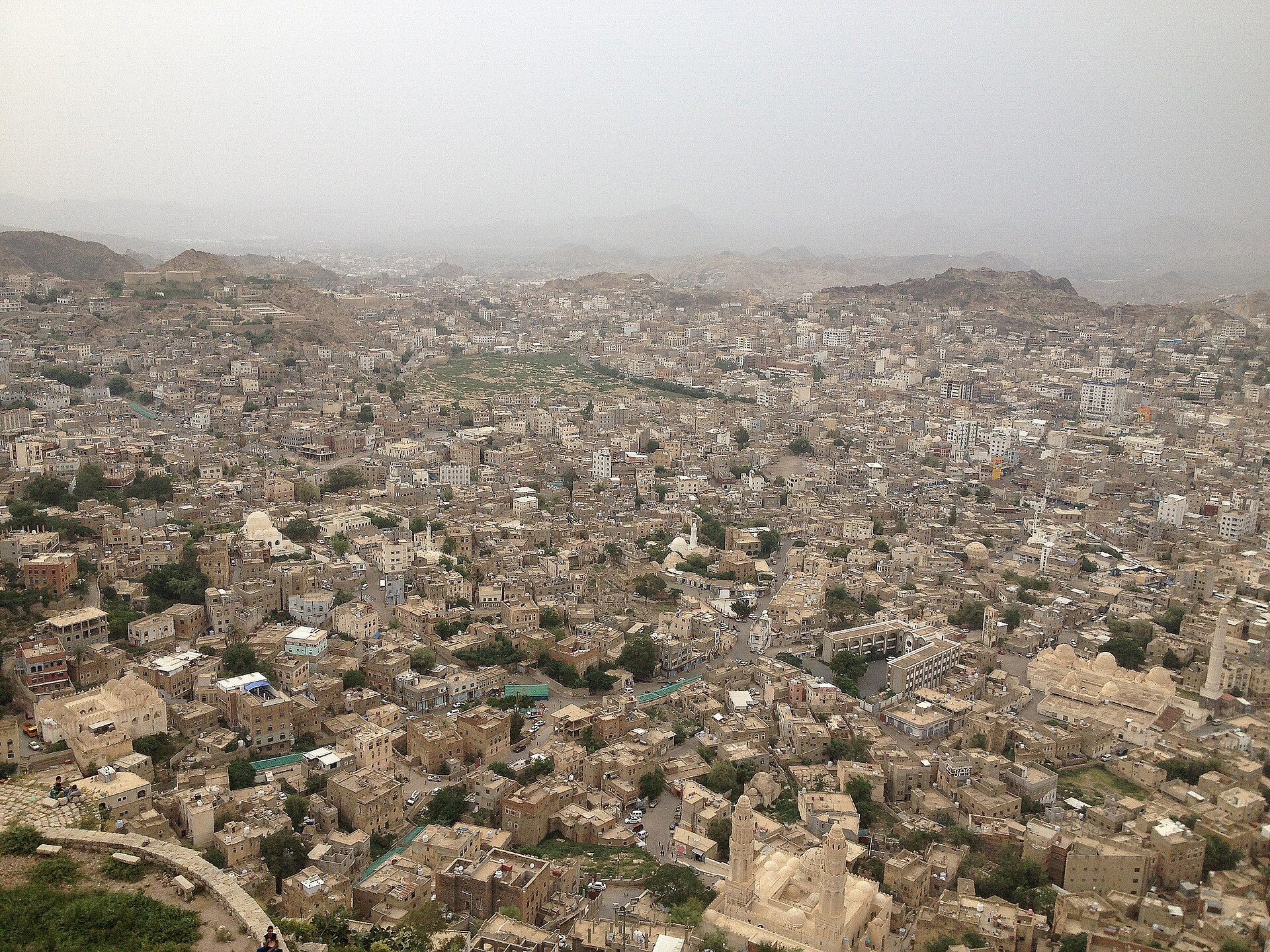 Taiz, Yemen's third-largest city, seen from Al-Qahira Castle — fighting in Taiz province has displaced nearly 260,000 people across Yemen since August, the UN says