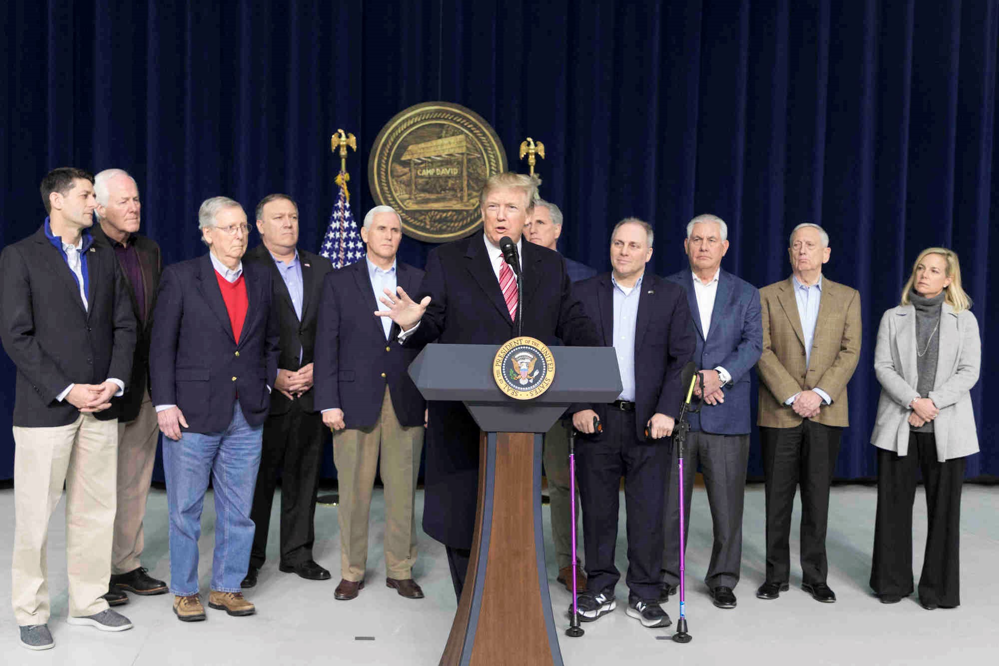 Donald Trump speaking at Camp David in January 2018, background to the Trump Camp David retreat plan