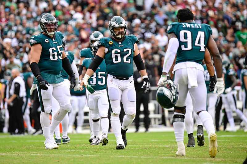 Jason Kelce and Lane Johnson together as anchors of the Philadelphia Eagles offensive line