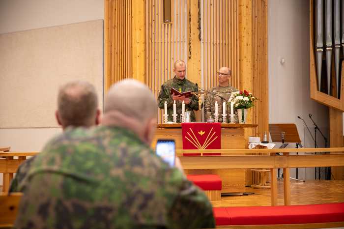 Finnish and U.S. Army chaplains conduct a joint Remembrance Day religious service in Rovaniemi, Finland