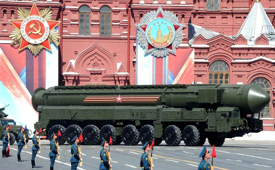 Russian military hardware on parade in Red Square, Moscow — Russia plans record 2027 military spending of 17.1 trillion roubles