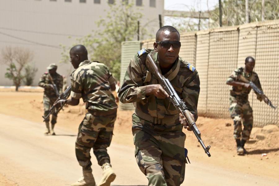 Nigerien soldiers during training in Niamey, Niger &mdash; file photo