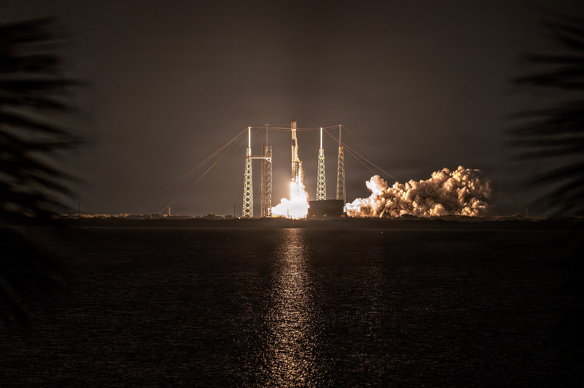 A Falcon 9 rocket carrying a Starlink mission lifts off from Cape Canaveral Space Force Station in Florida — Starlink disruptions Ukraine military file photograph