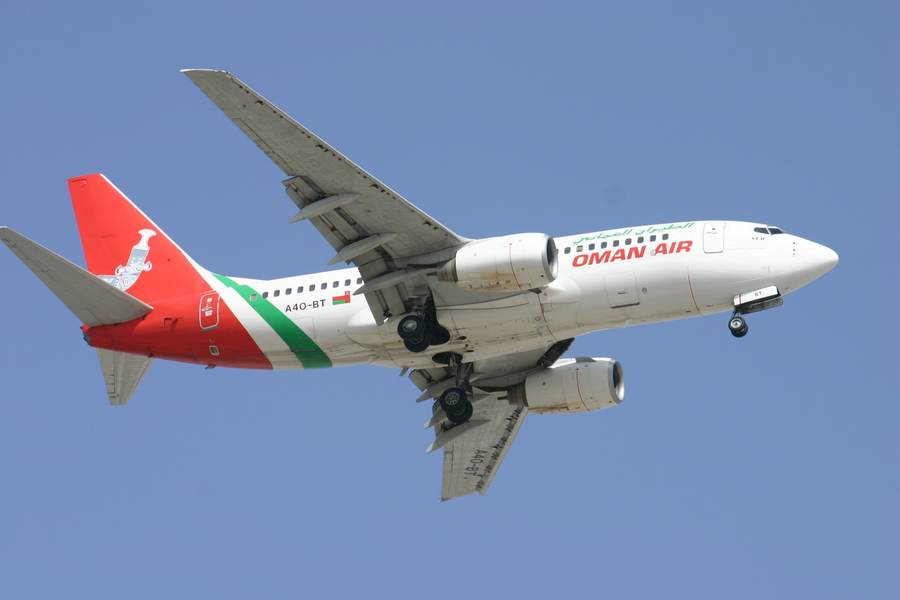 Oman Air Boeing 737, illustrating the 2024 grounding of Flydubai FZ1073 co-pilot Hamam al-Hammami over extremist views