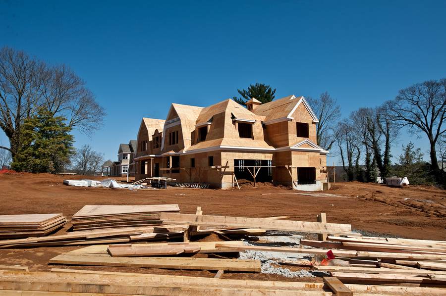 new home under construction as rising mortgage rates freeze buyers