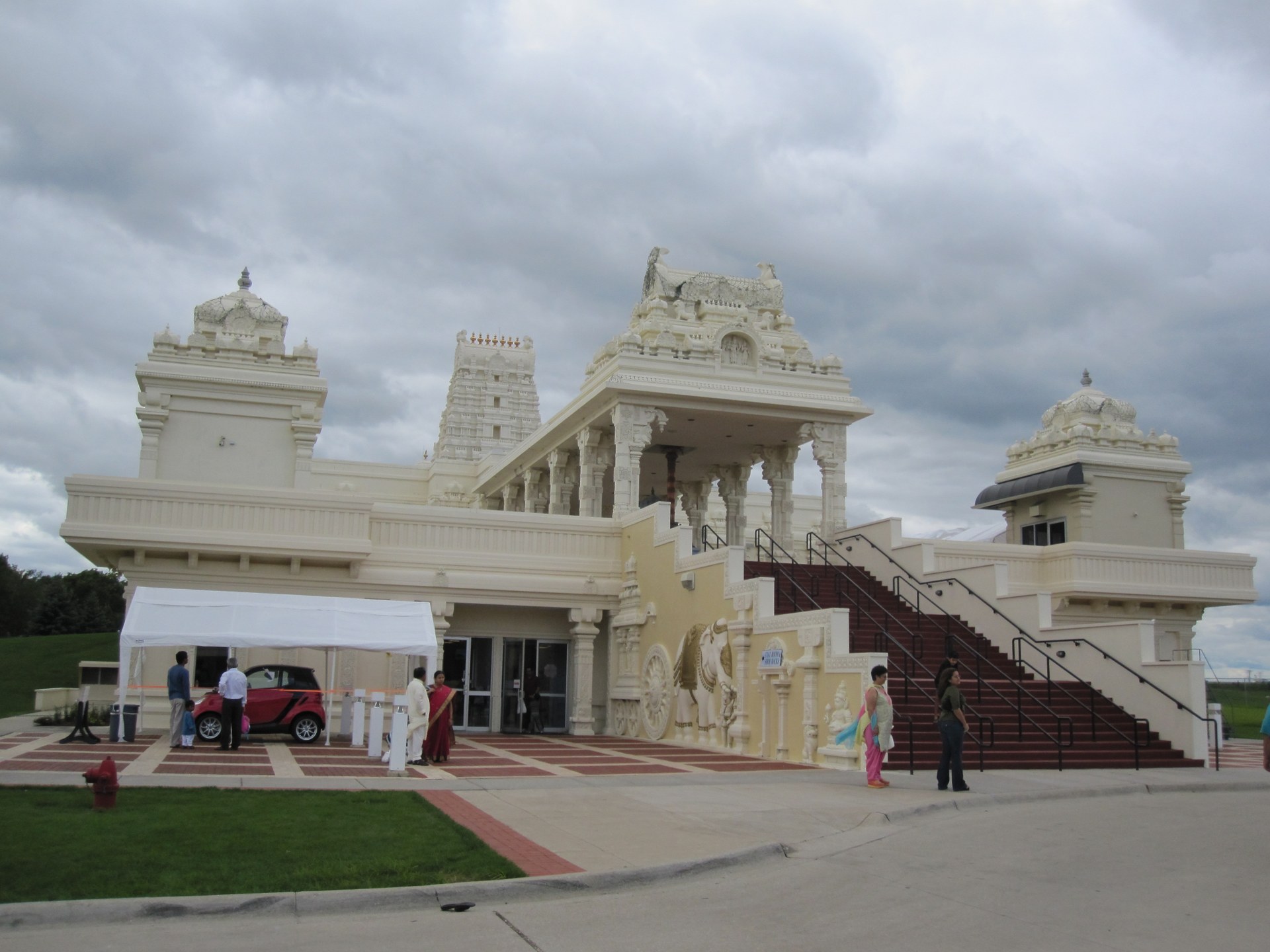 Sri Venkateswara Swami Balaji Temple in Aurora, Illinois, the temple at the center of the Hindu temple mass shooting plot investigation