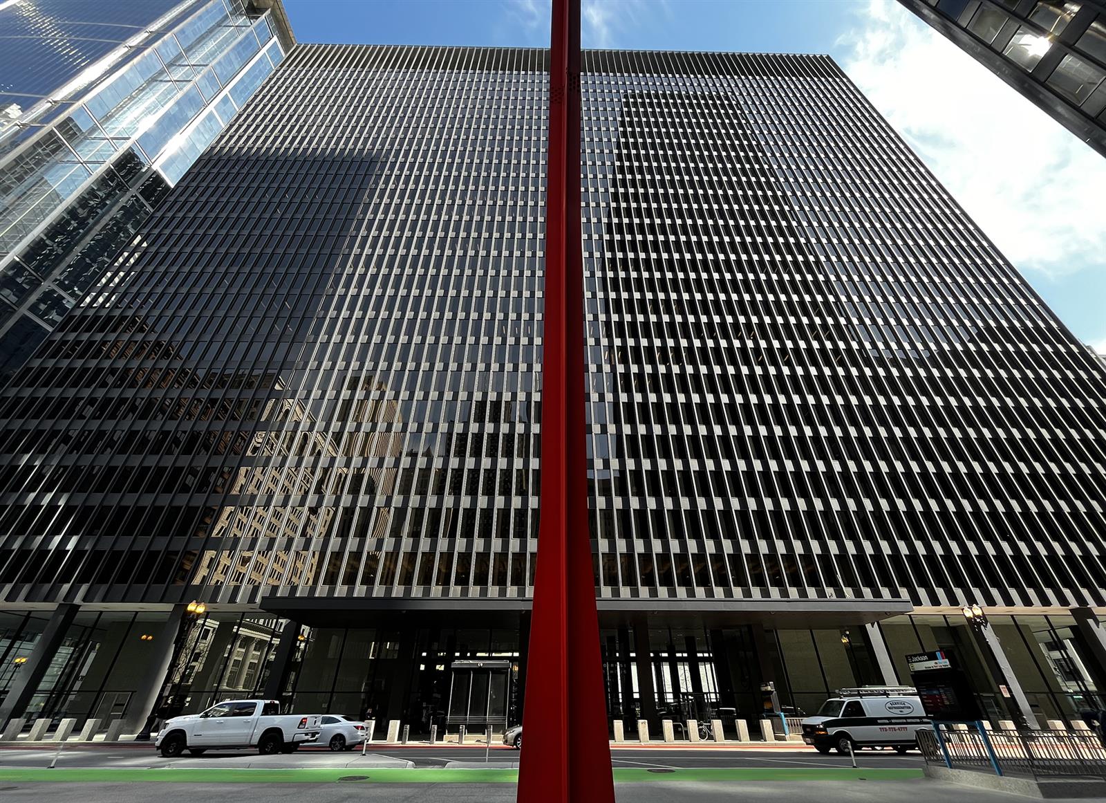 Dirksen Federal Courthouse in Chicago, where Judge Thomas Durkin sentenced Dennis Hastert