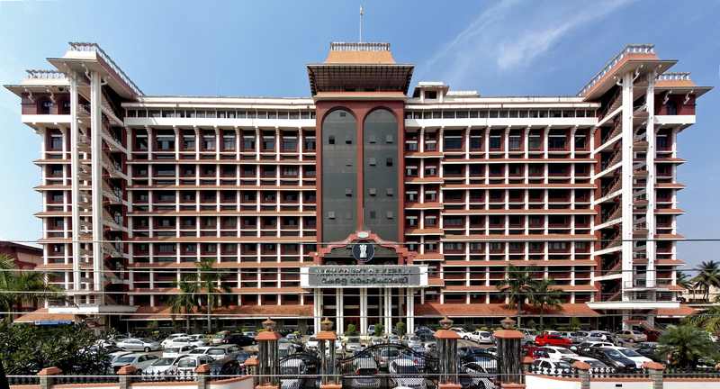 Kerala High Court building in Kochi, where the CMRL-Exalogic FIR order was issued