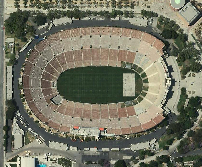 Aerial view of the Los Angeles Memorial Coliseum, where Dante Moore suffered his season-ending concussion against USC on Sept. 26