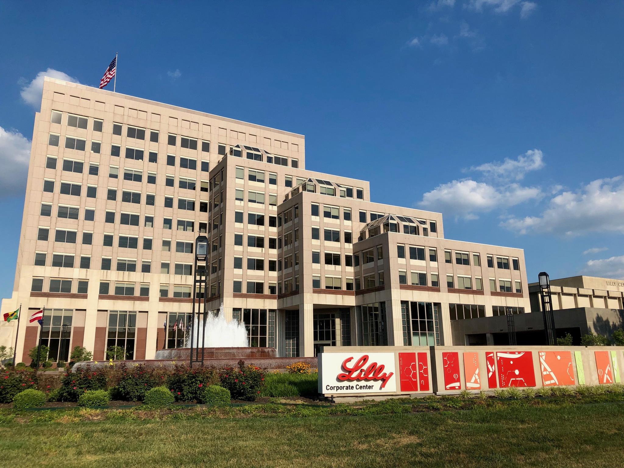 The Eli Lilly Corporate Center in Indianapolis, Indiana — headquarters of Eli Lilly and Company, maker of the investigational triple-G drug retatrutide