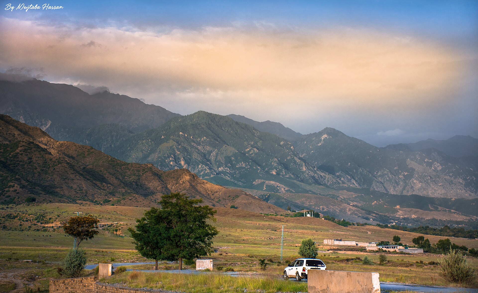 Pewar in Pakistan's Kurram district under the border mountains — Pakistan Afghanistan border clash