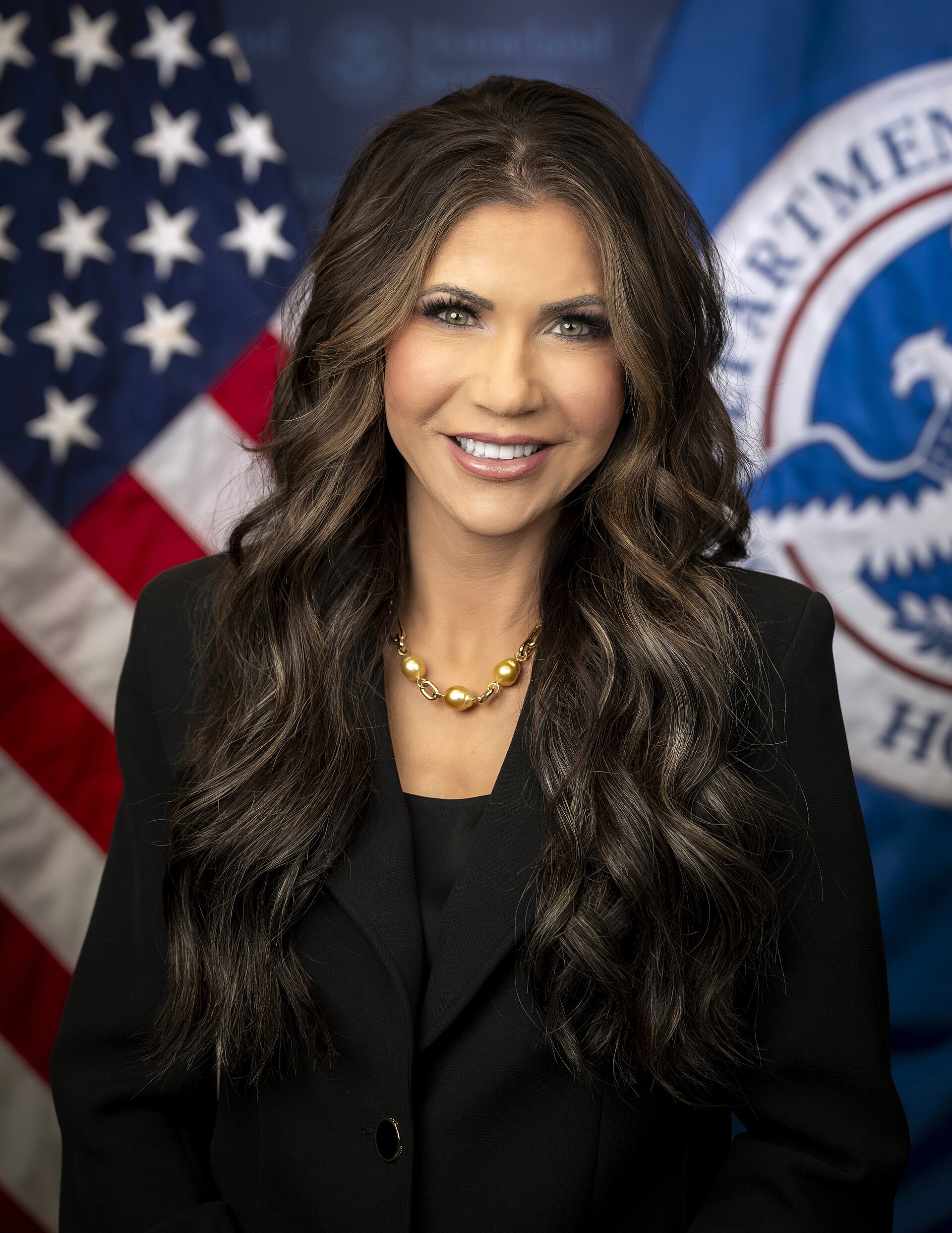 Official portrait of former Homeland Security Secretary Kristi Noem, whose contract handling at DHS is central to the Corey Lewandowski DOJ investigation