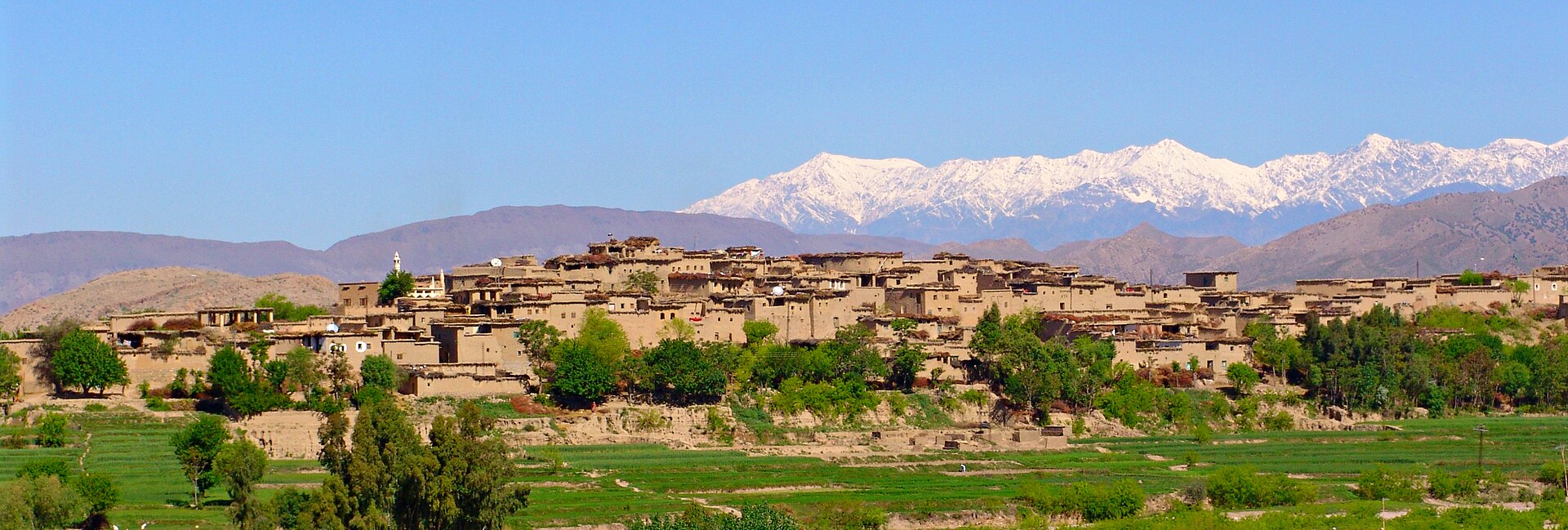 Borki village near Parachinar in Pakistan's Kurram district under the Safed Koh mountains — Pakistan Afghanistan border clash
