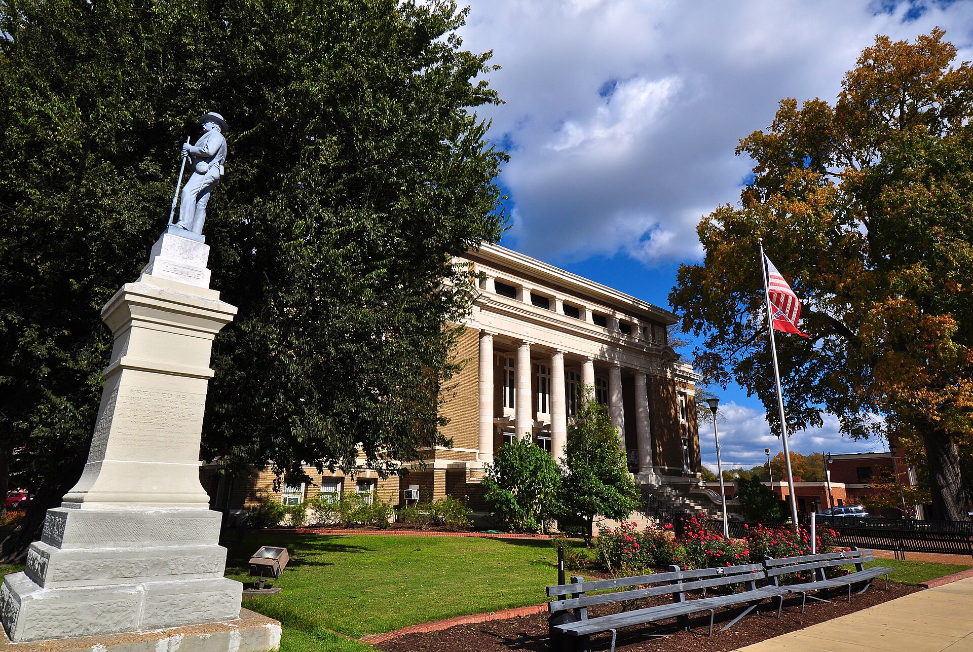 The Alcorn County Courthouse in Corinth, Mississippi, with its columned facade and courthouse square
