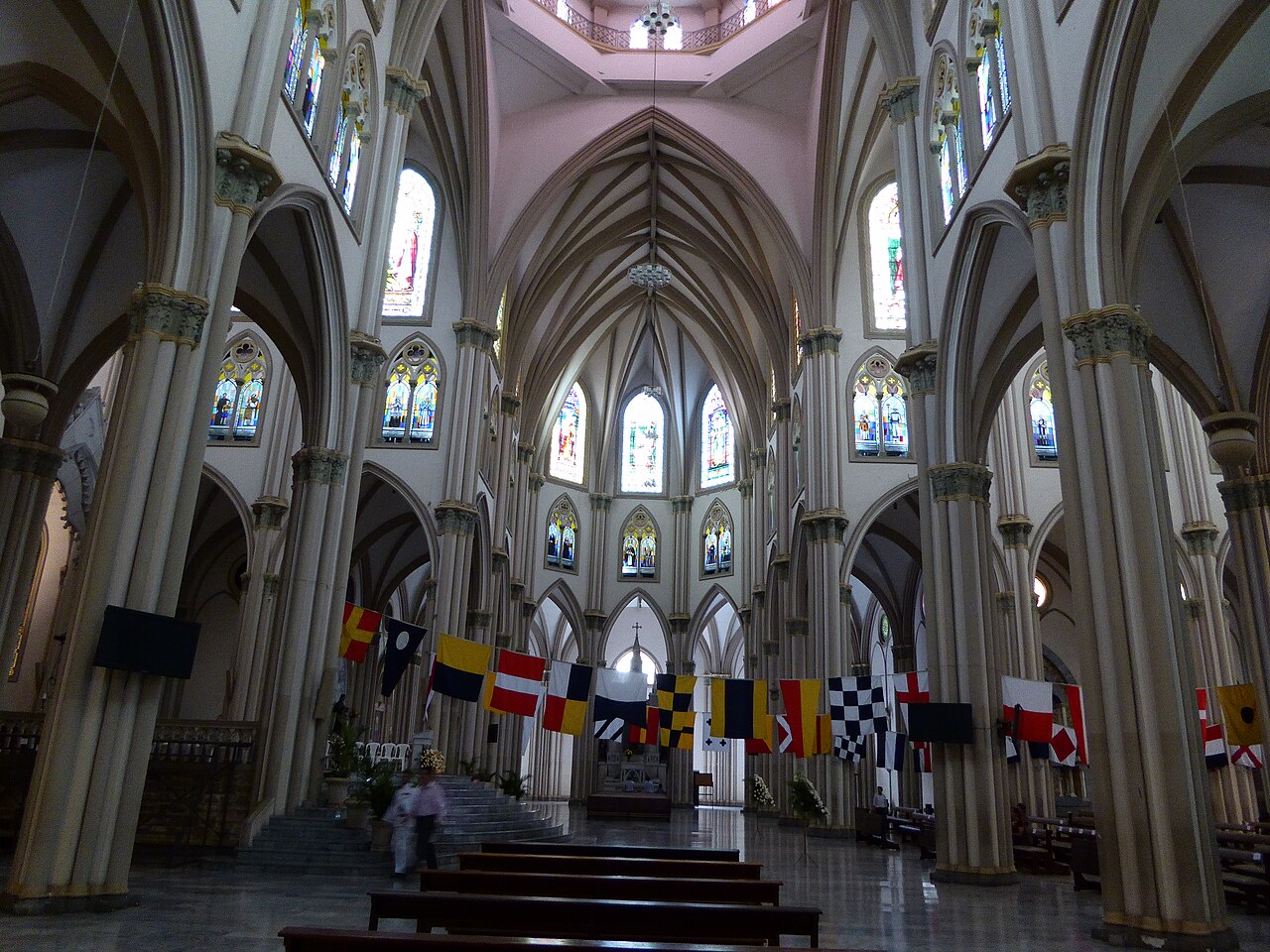 Priest killed falling crucifix Ecuador — inside Guayaquil Cathedral, the seat of the archdiocese that confirmed his death