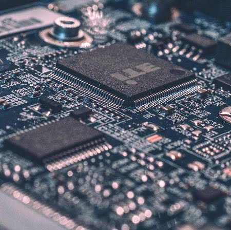 Close-up photograph of a semiconductor on a circuit board