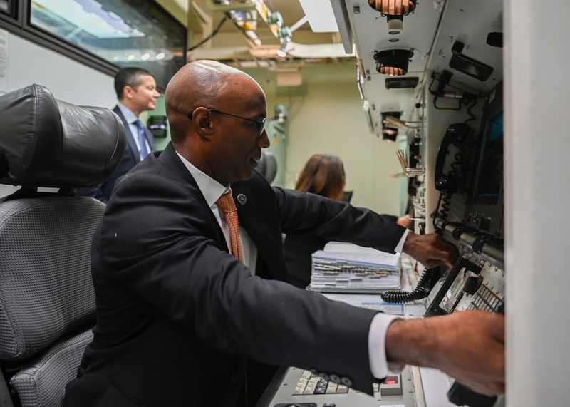 FBI Los Angeles Field Office leader Akil Davis at a training simulator during an interagency visit