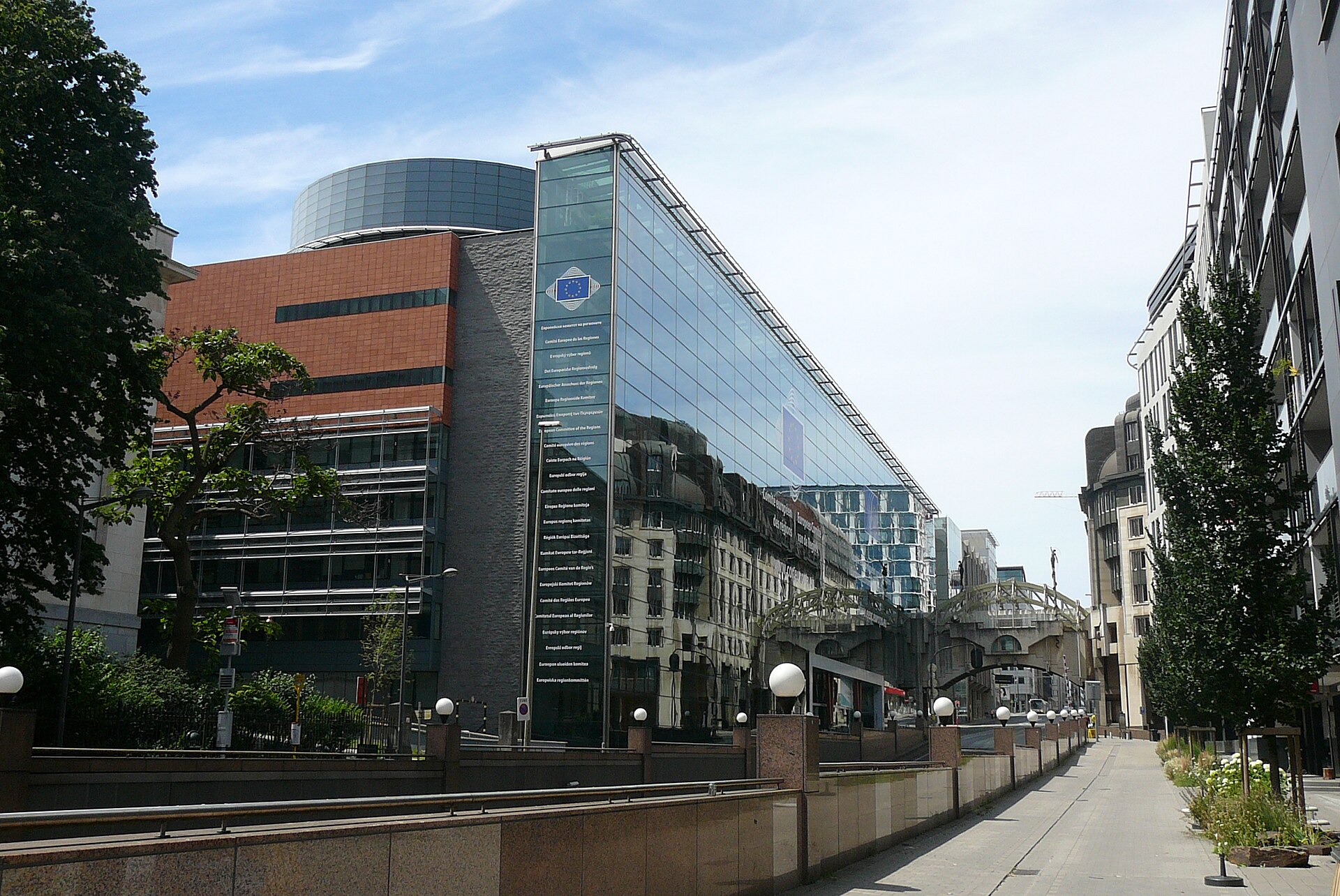 Jacques Delors Building in Brussels' European Quarter — EU summit Brussels China exports energy agenda as leaders from 27 member states convened on October 15 2026