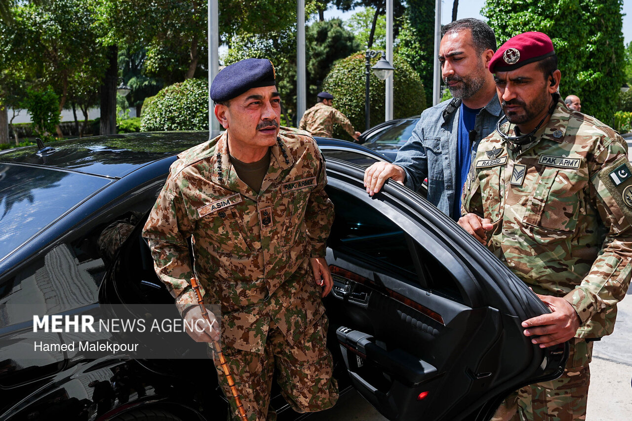 Pakistan army chief Asim Munir meets Iranian parliament speaker Mohammad Baqer Qalibaf in Tehran during Iran mediation visit