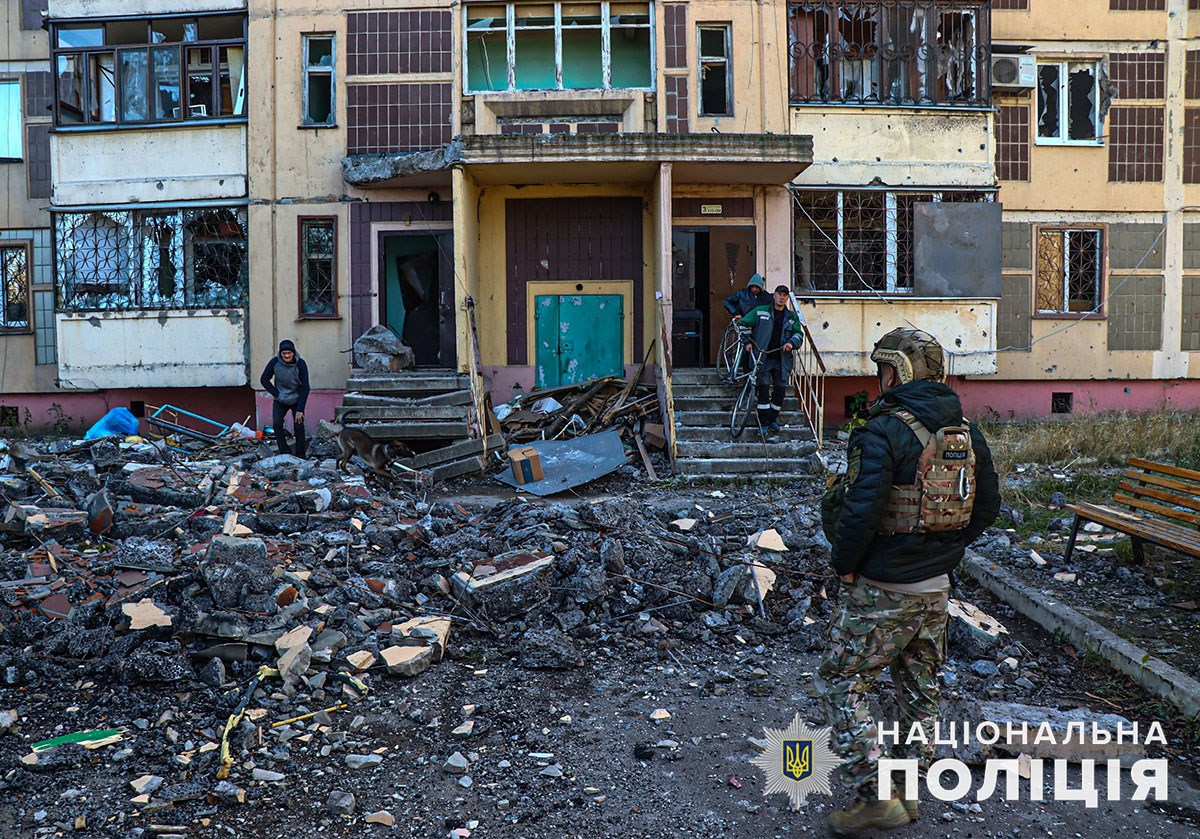 Ukrainian police evacuating residents of a damaged apartment building in Donetsk region, as the Kramatorsk Sloviansk evacuation children order expands