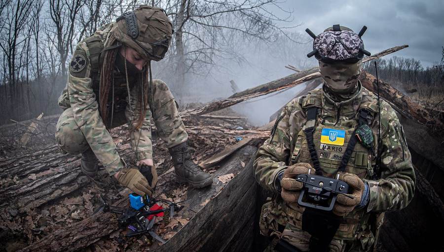 Ukrainian operators prepare FPV drones amid the Russian casualties September 2026 record