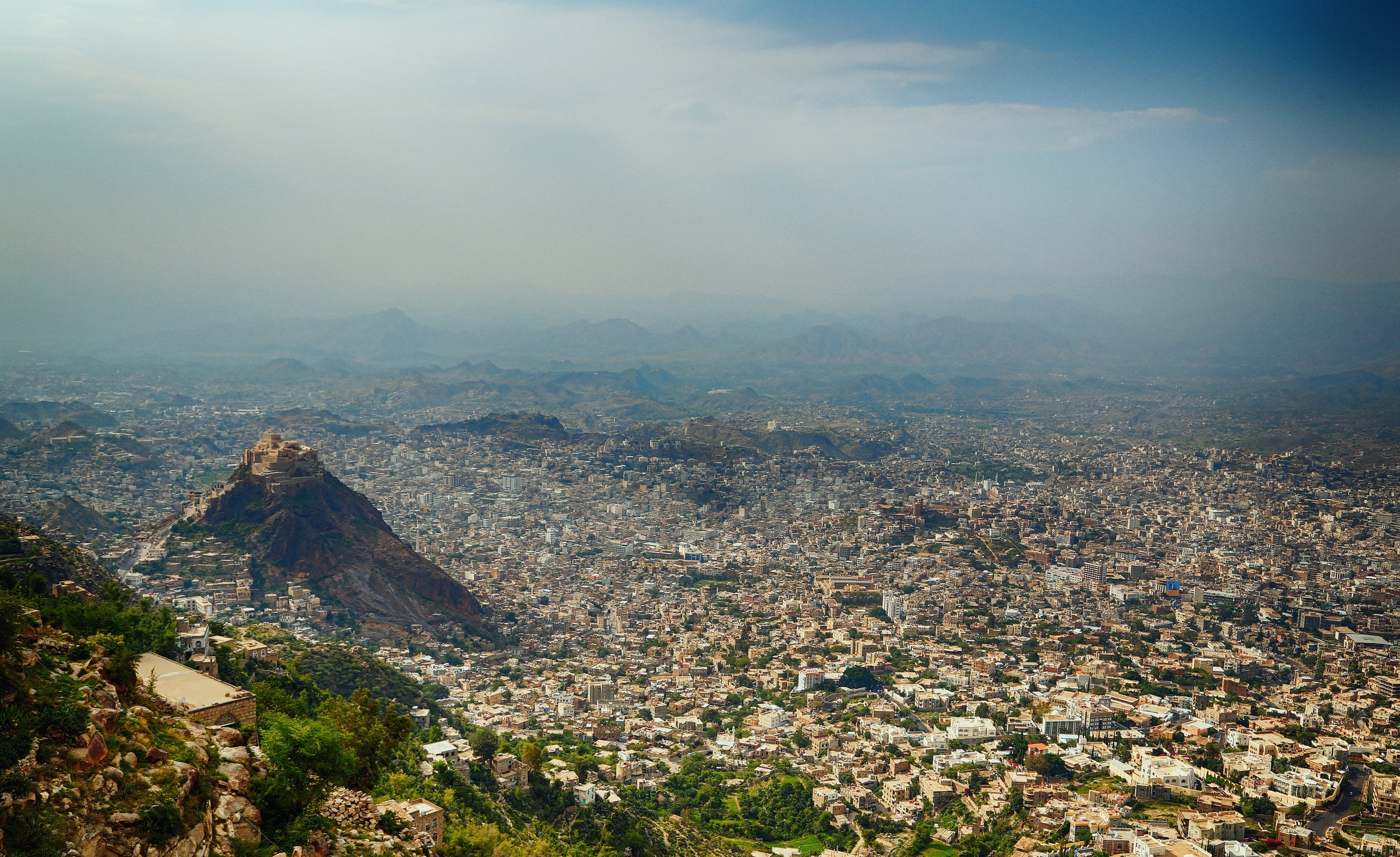 Taiz, Yemen's third-largest city, beneath Jabal Sabir — the Houthi capture of al Turbah has severed its main supply road to Aden; file photograph
