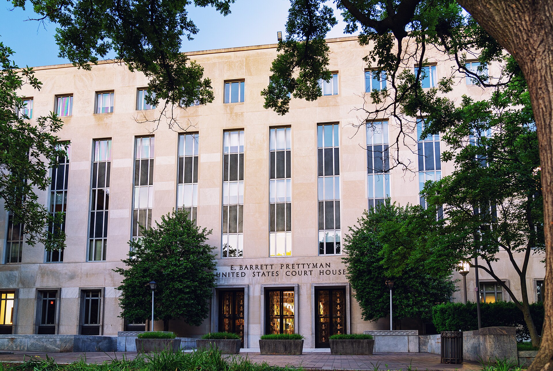 The E. Barrett Prettyman United States Courthouse in Washington, DC, home of the federal court where a prosecutor disclosed the grand jury non-concurrence in the Cassidy Hutchinson case