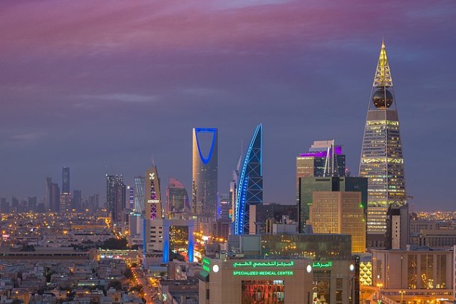 Riyadh skyline at dusk