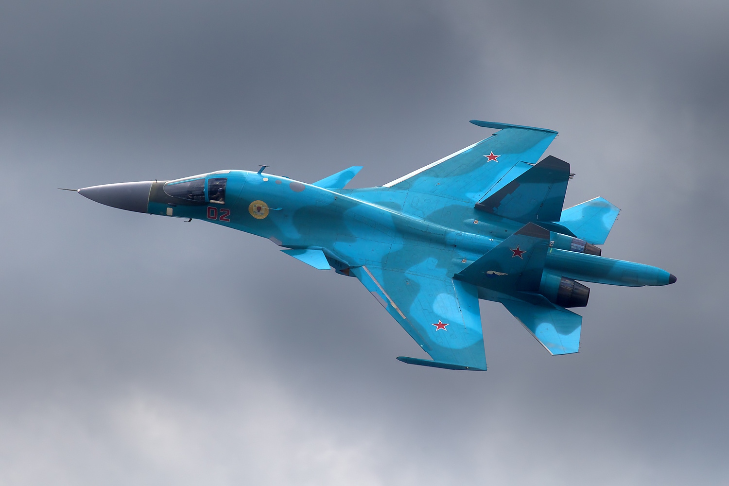 Russian Su-34 fighter-bomber in flight, Ukraine Neptune strike Borisoglebsk target aircraft