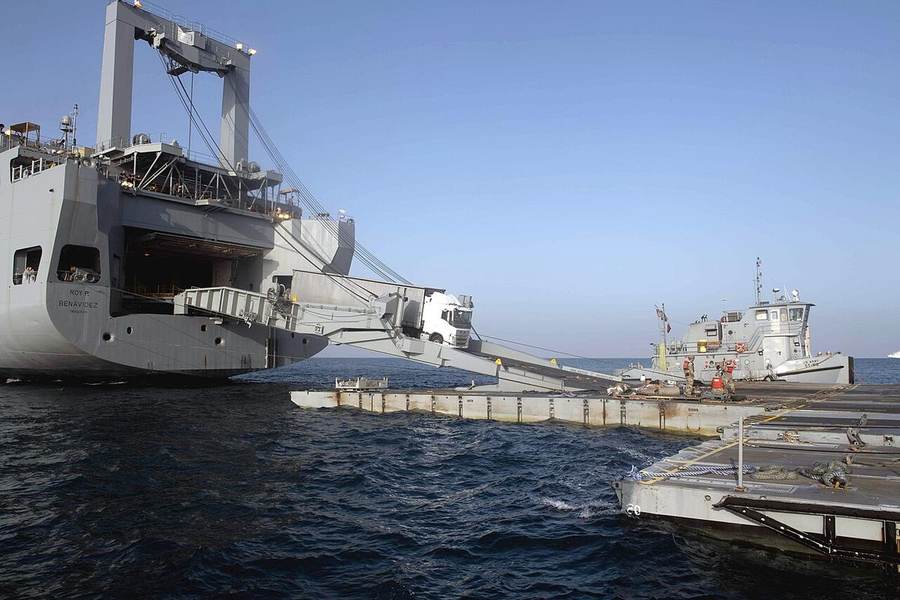 Truck carrying humanitarian aid offloaded toward Gaza — UK's £88 million Gaza aid package