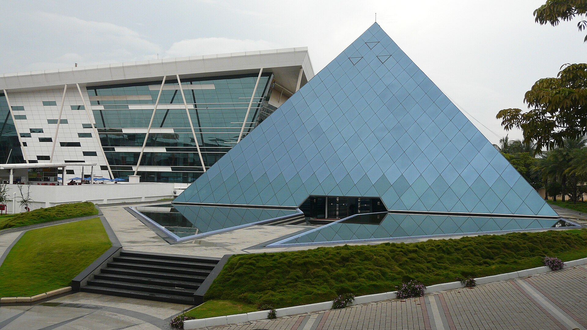 India services PMI October 2026 — the Infosys campus in Bengaluru's Electronic City, as services growth hits 56.2 but services hiring stops