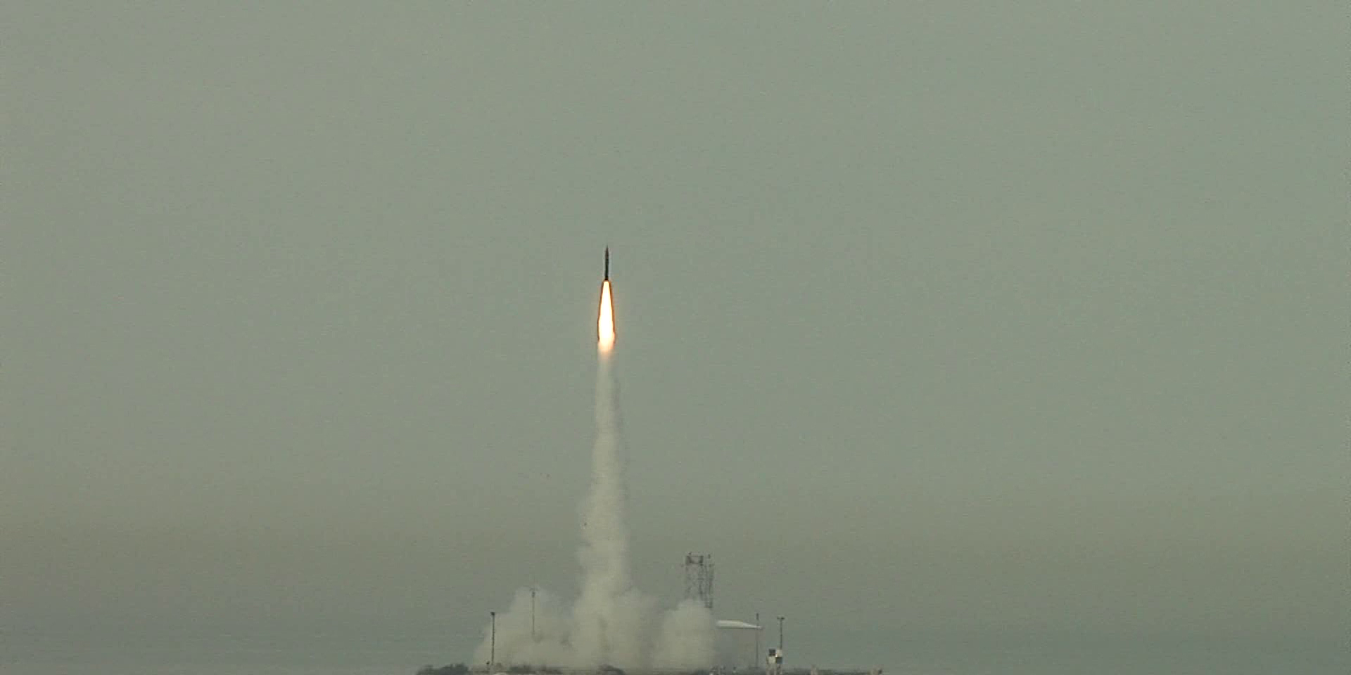 An Arrow 3 interceptor launches during a test — the missile-defence system whose German site the Bundeswehr assessment says was overflown by drones