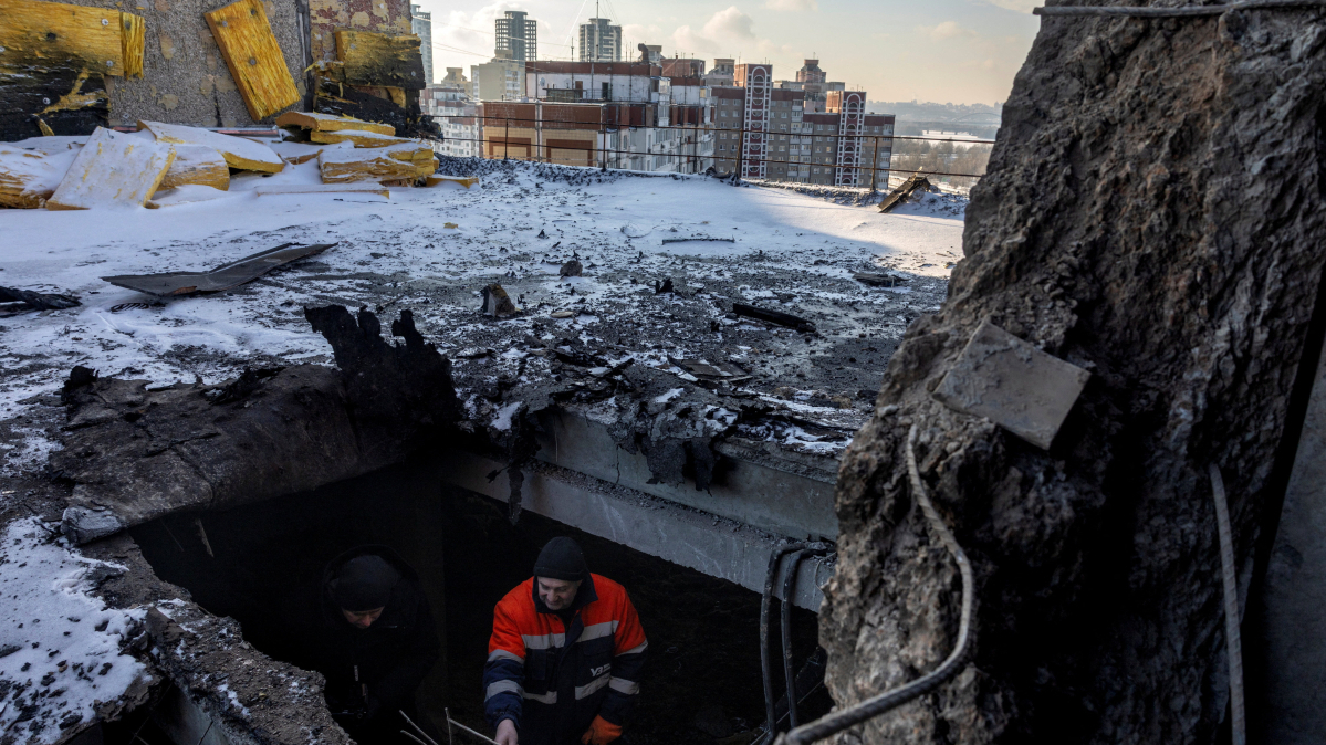 Kyiv residents endure freezing conditions as Russian attacks target Ukraine's energy infrastructure
