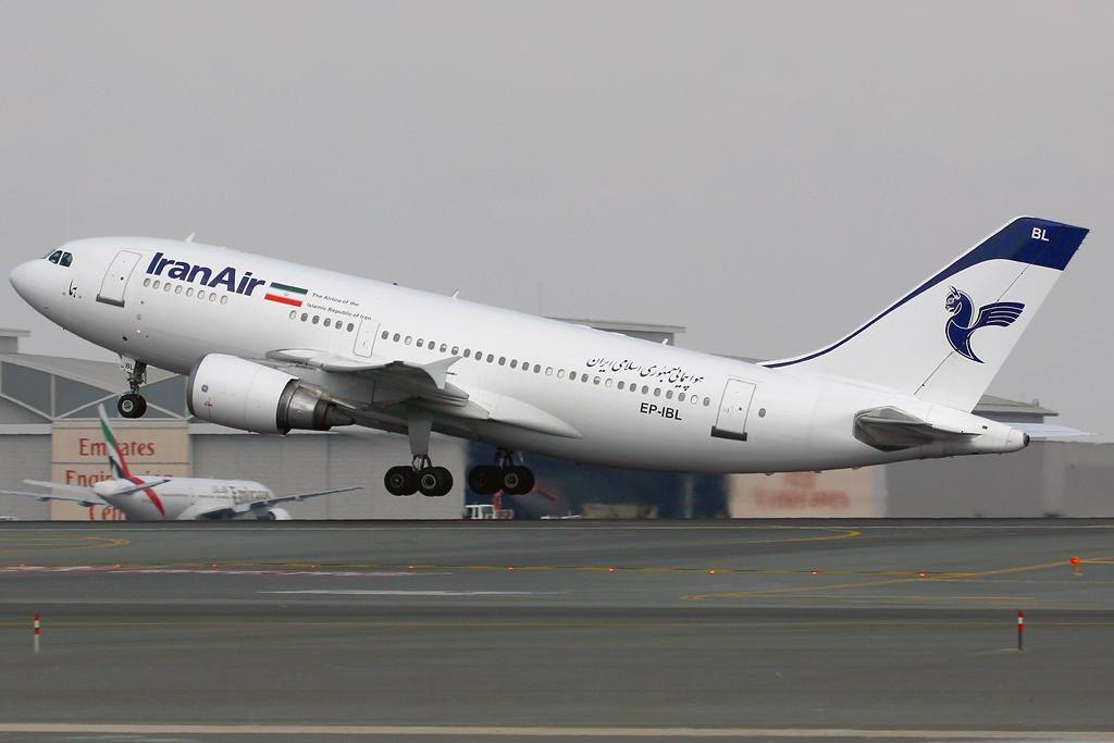 Iranian passenger aircraft in flight — sanctioned carriers including Iran Airtour, Caspian Airlines, Iran Air, ATA and AVA were identified landing in Turkey after the September 23 U.S. sanctions deadline