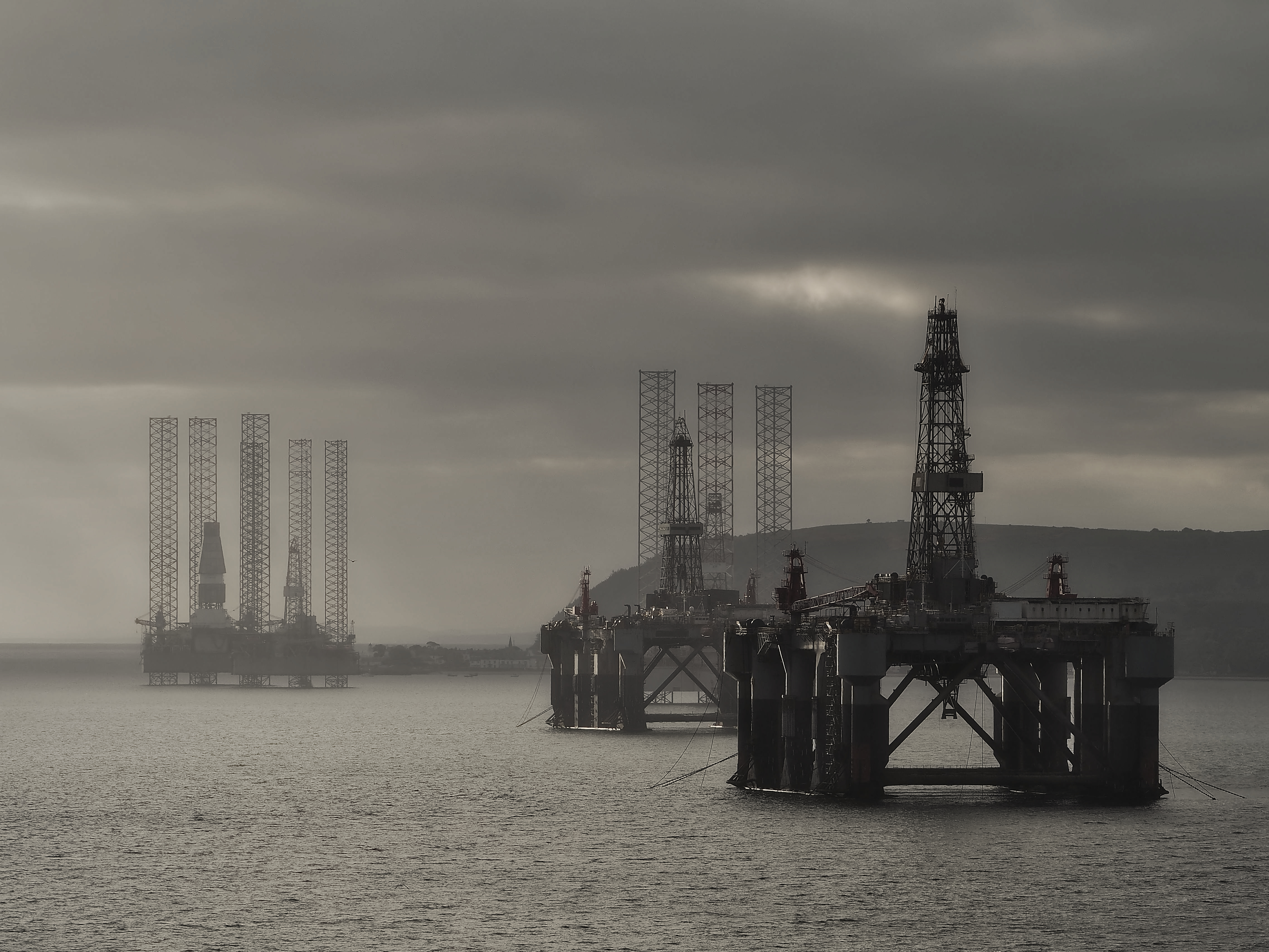 Jackdaw gas field approved — North Sea oil and gas rigs in the Cromarty Firth, Scotland