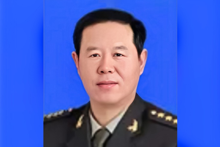 Chinese general Liu Zhenli in military uniform in an official-style portrait