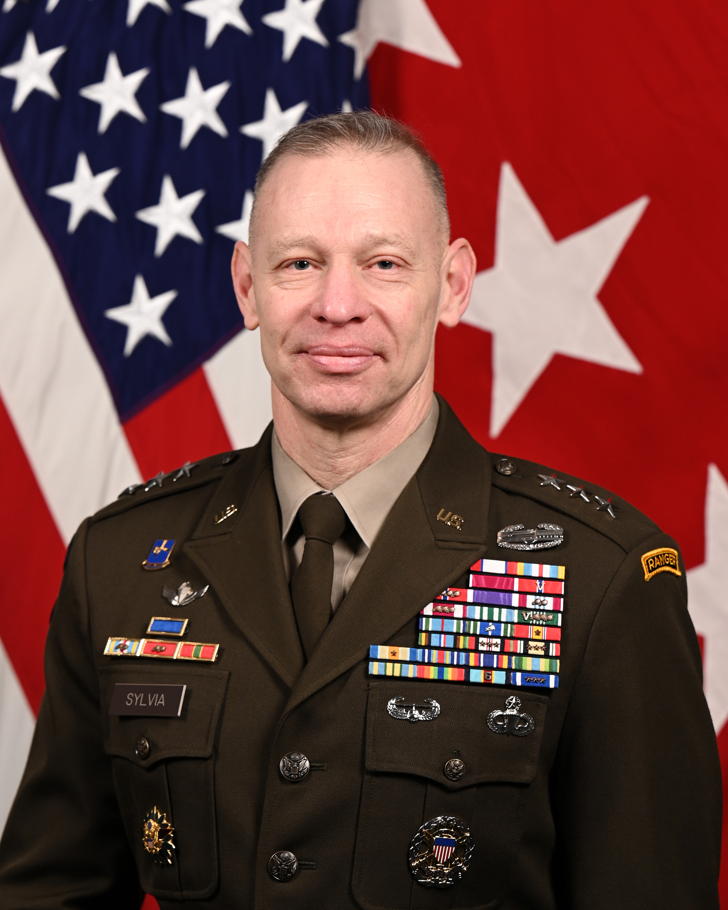 Hegseth fires top Pentagon planner — official U.S. Army portrait of Lt. Gen. Brett Sylvia, the Joint Staff J5 director removed by Defense Secretary Pete Hegseth