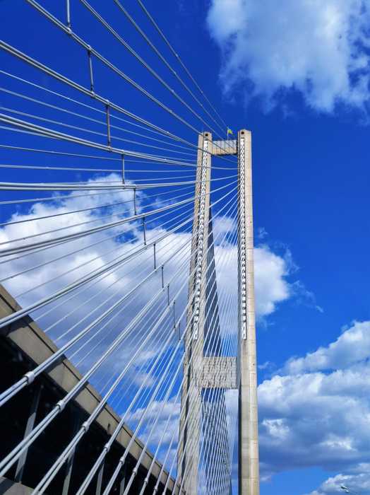 The cable-stayed pylon of Kyiv's Pivdennyi (Southern) Bridge, struck by Russian drones on October 1 and 2