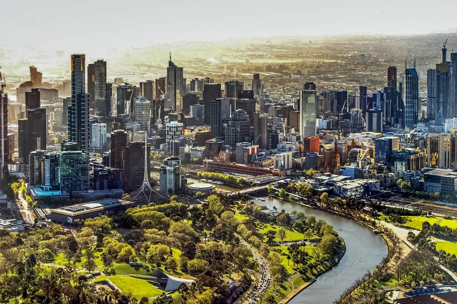 Melbourne skyline — the AFP counterterrorism flydubai probe is examining Hamam al-Hammami's student years in Victoria, Australia between 2015 and 2017