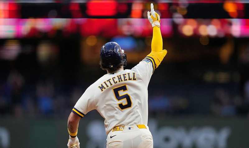 Garrett Mitchell of the Brewers before he robbed Manny Machado of a home run in NLDS Game 4