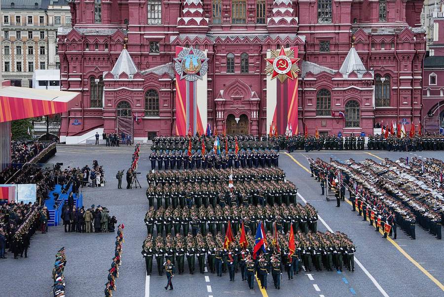 Russian troops march across Red Square during the 2025 Victory Day parade — Russia military budget 2027 funds a record 17.1 trillion rouble defence surge