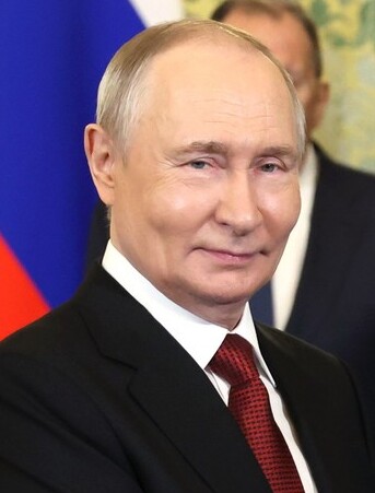 Russian President Vladimir Putin, who admitted at Valdai that Ukrainian refinery strikes cost Russia 1% of GDP